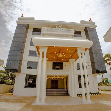Kkm International Hotel Kuzhittura Ngoại thất bức ảnh
