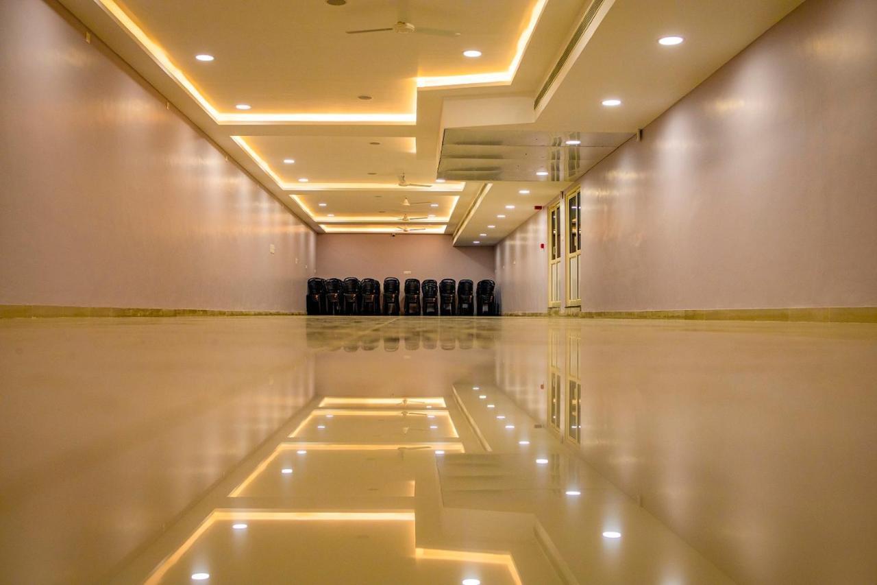 Kkm International Hotel Kuzhittura Ngoại thất bức ảnh